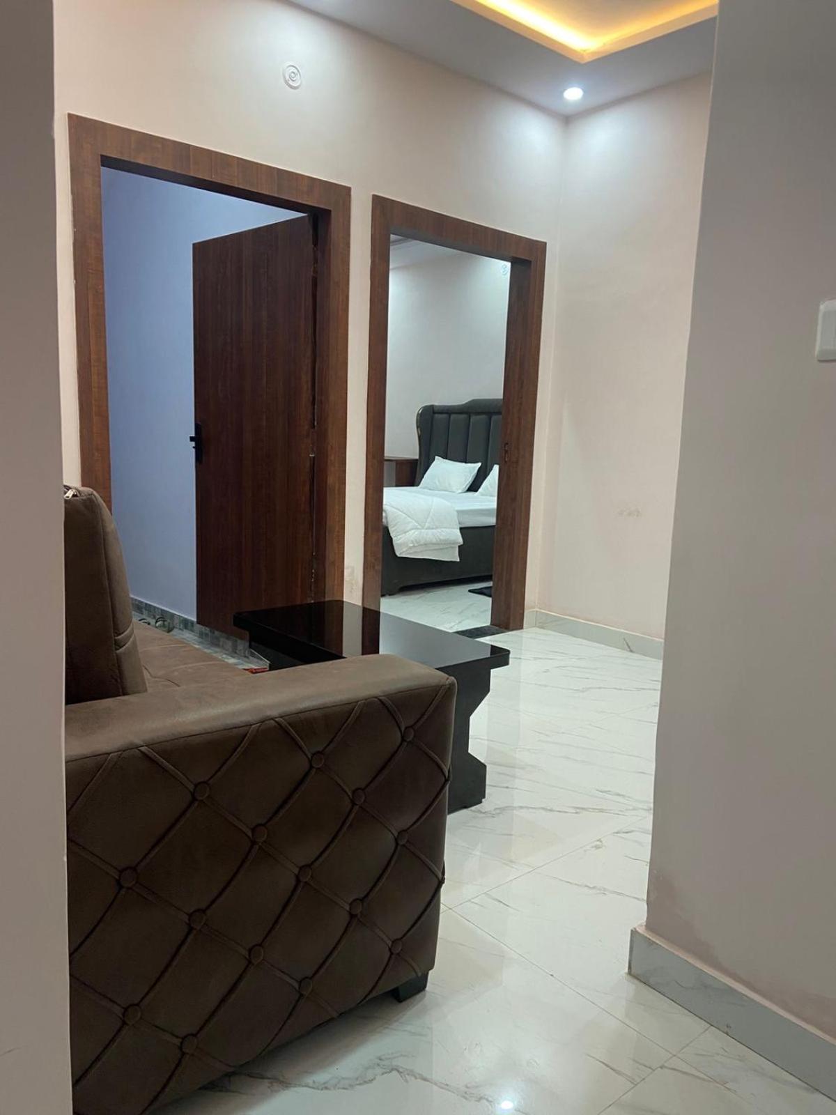 Nirmal Niwas Hotel Варанаси Екстериор снимка