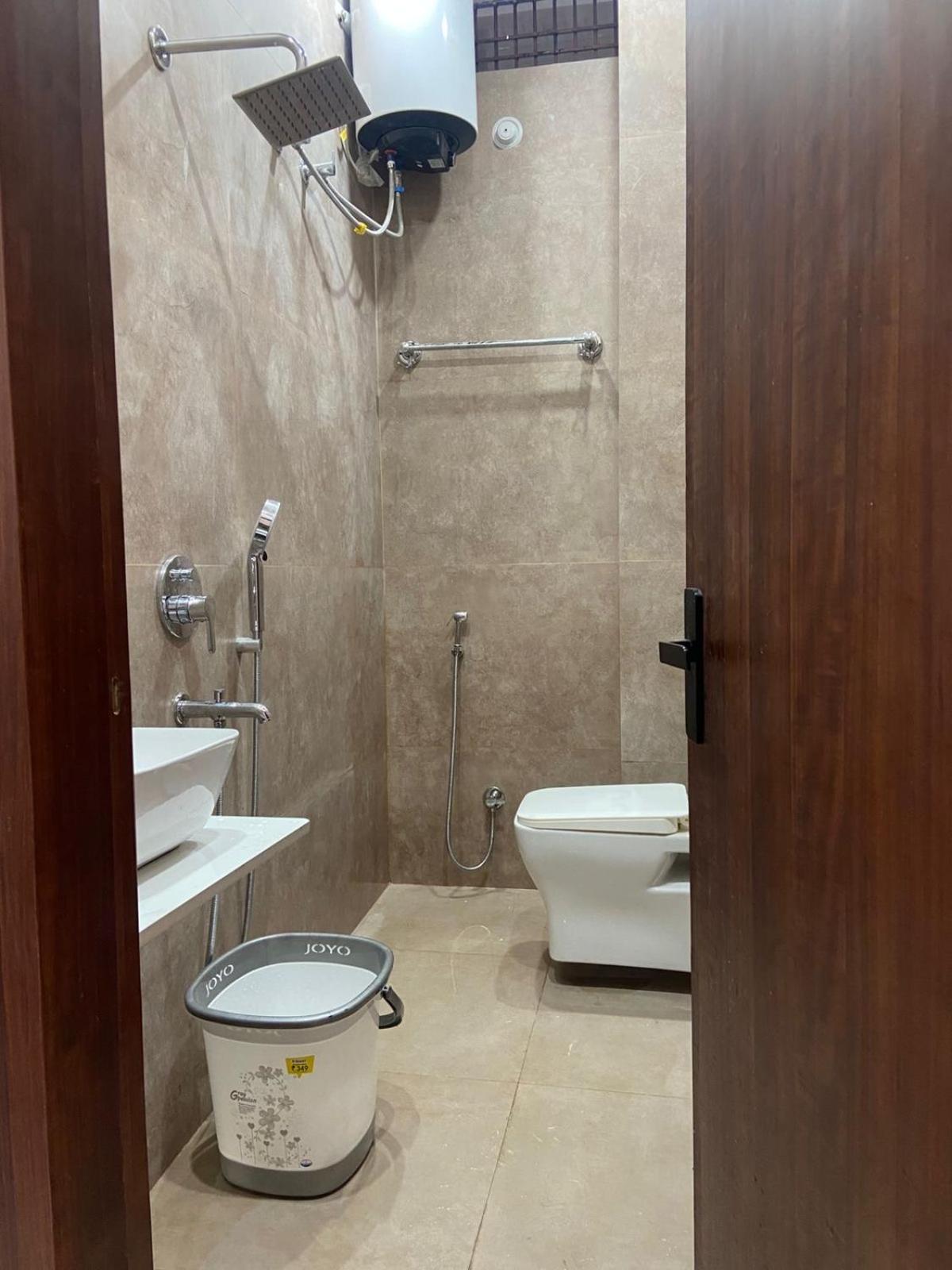 Nirmal Niwas Hotel Варанаси Екстериор снимка